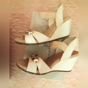 Elegant White Wedge Sandals